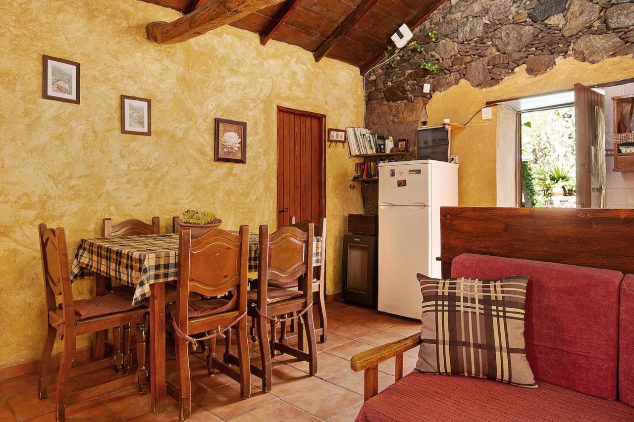 Casa Rural - Laendliches Haus, Pepita La De Las Flores Tejeda  Bagian luar foto